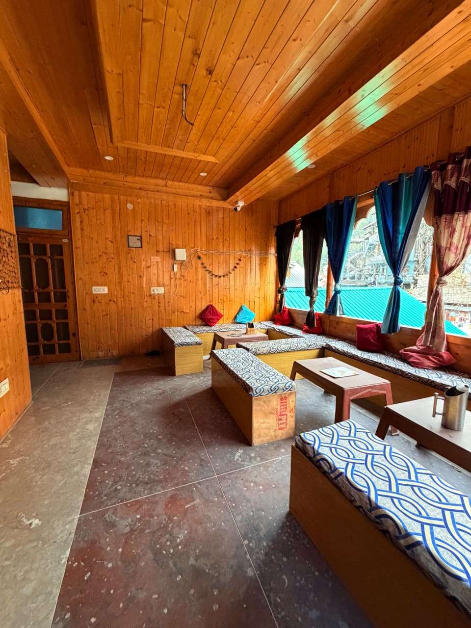 Lounge area